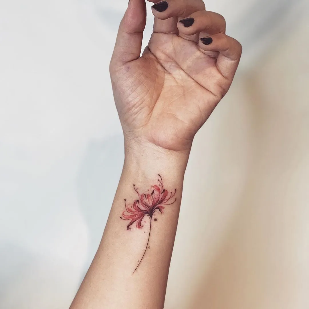 Hình xăm hoa bỉ ngạn 