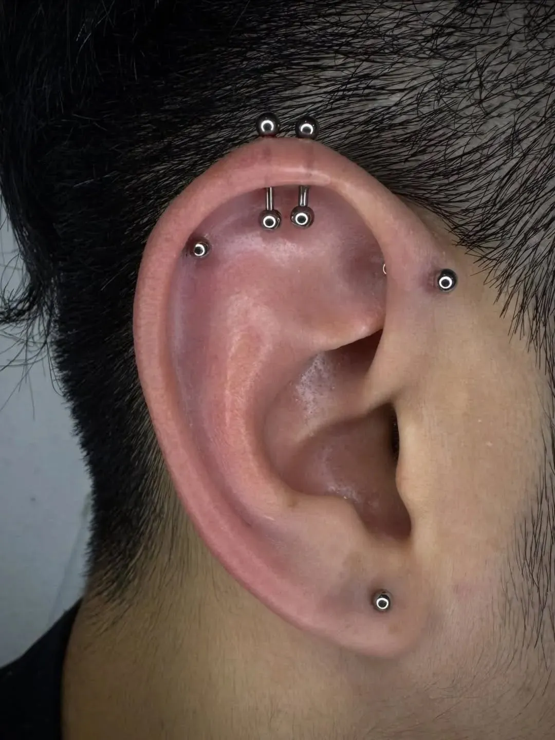 What is a Helix Piercing? Everything You Need to Know About Today's 