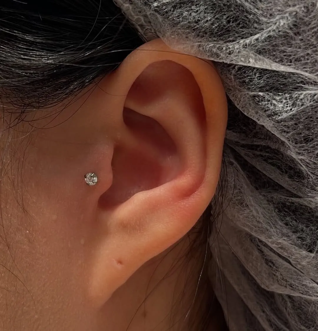 Xỏ Khuyên Tragus: Tất Tần Tật Từ A-Z Cho Người Mới Bắt Đầu