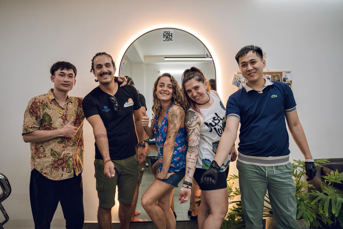 chinese tattoo in hanoi