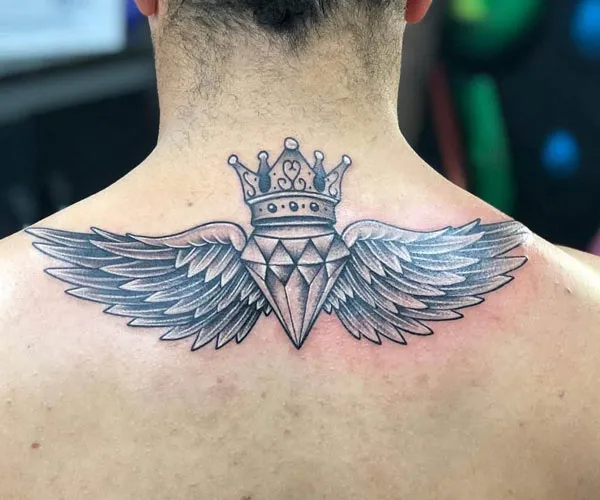 30+ Crown Tattoos Designs: Symbols of Power, Confidence, and Self-Reliance