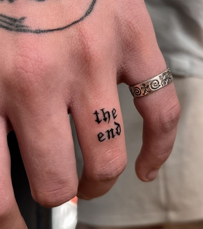 finger tattoos men