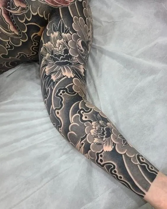 The 4 Styles of Flowers in Japanese Tattoos You Need to Know