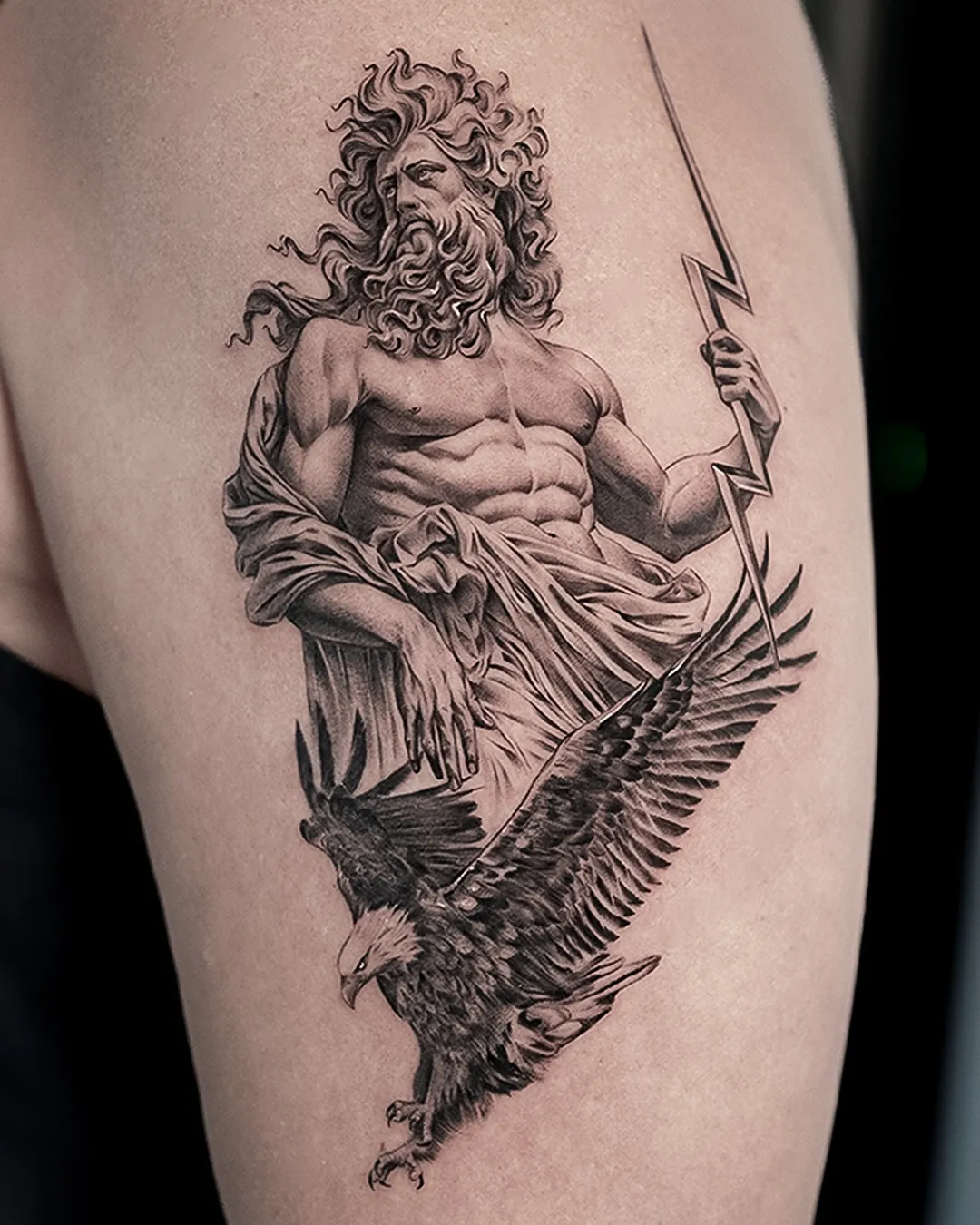 4+ Hình Xăm Thần Zeus: Biểu Tượng Của Quyền Lực Và Sự Thống Trị Tối Cao