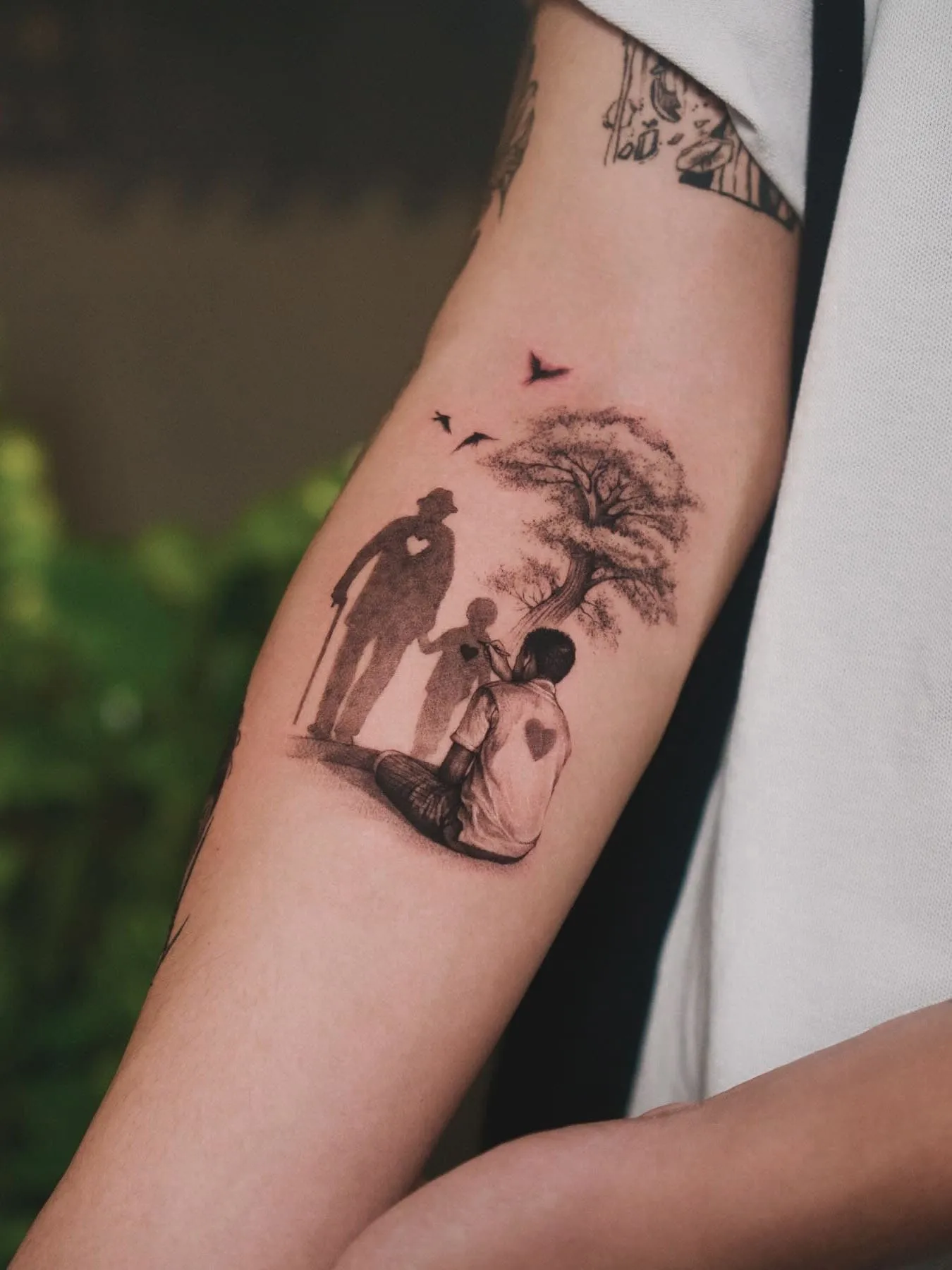 Graphic Tattoo - minimal