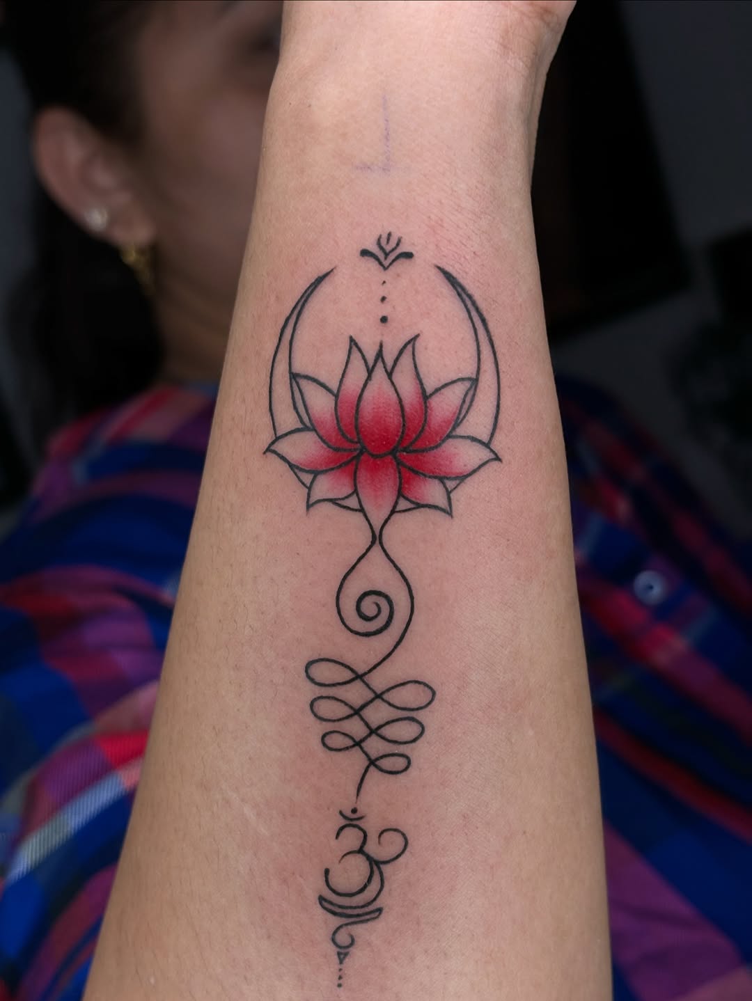 Lotus Symbol Tattoo for Girl: Meaning and Design Ideas 2025