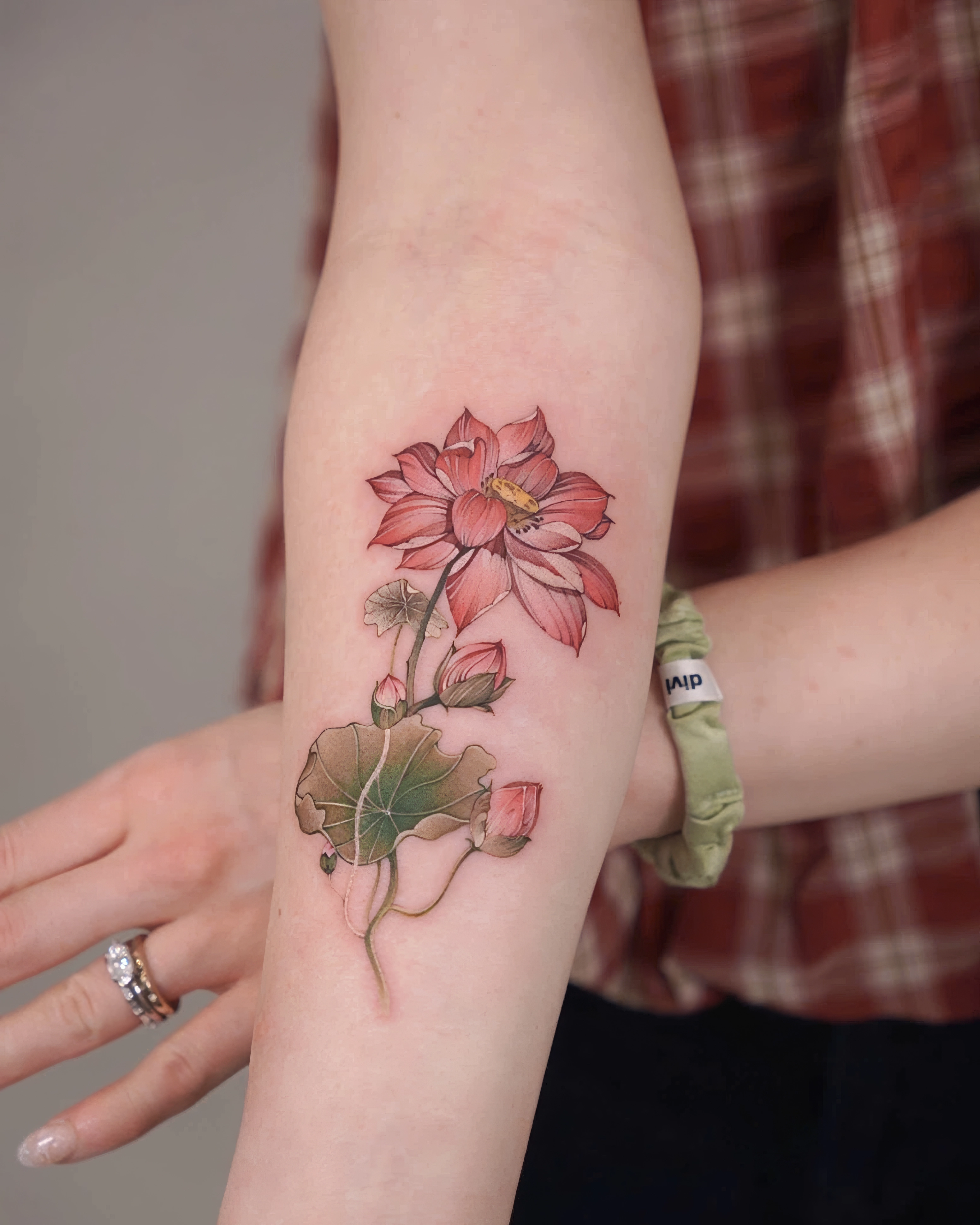 xăm hình hoa sen ở hà nội