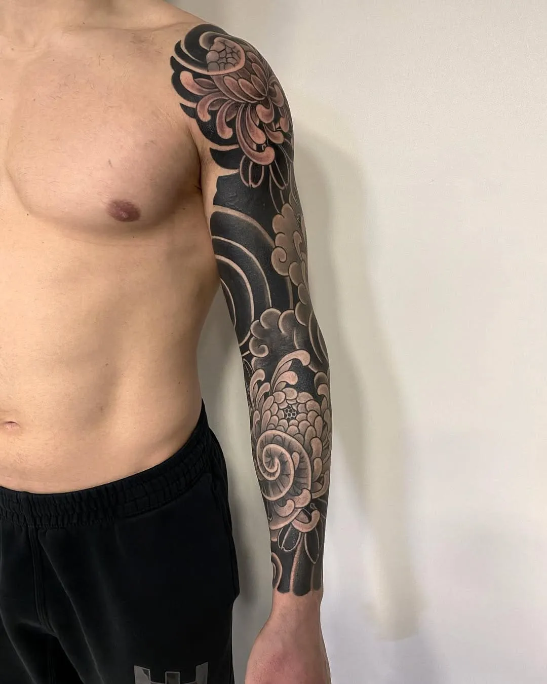 20+ Coolest Black And White Traditional Japanese Tattoo Ideas For 2025