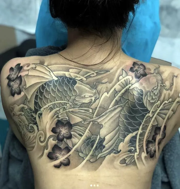 26+ Hình Xăm Cá Chép Ở Nữ Đẹp: Biểu Tượng Của Thành Công Và Thanh Cao