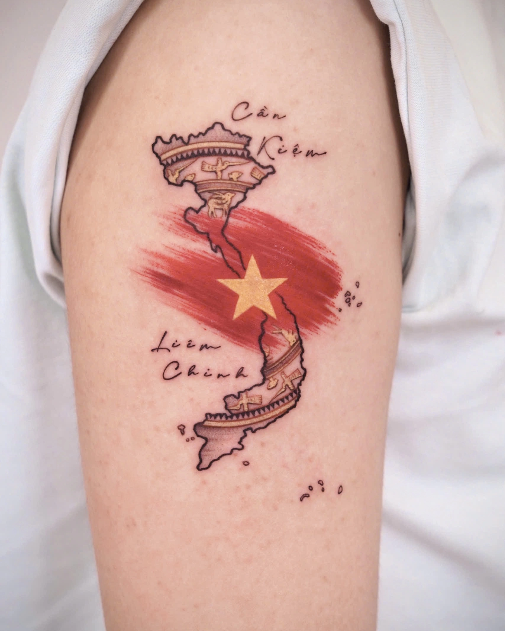 S-Shaped Map Tattoo: 8 Essential Things You Need to Know Before Getting Inked