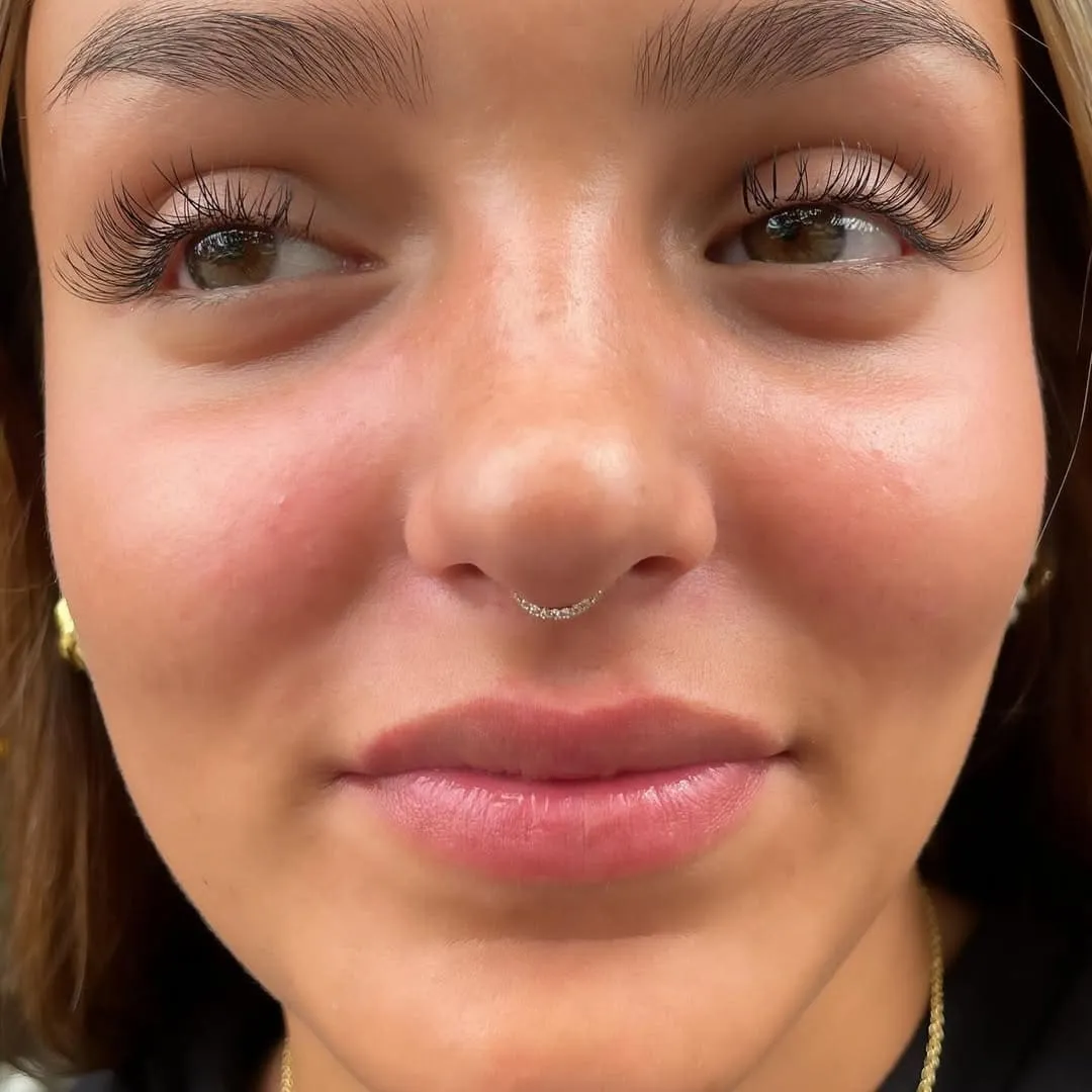 Xỏ Khuyên Septum Là Gì? Toàn Bộ Kinh Nghiệm Từ A-Z Bạn Cần Biết