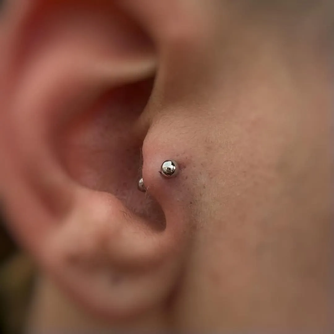 Xỏ Khuyên Tragus: Tất Tần Tật Từ A-Z Cho Người Mới Bắt Đầu