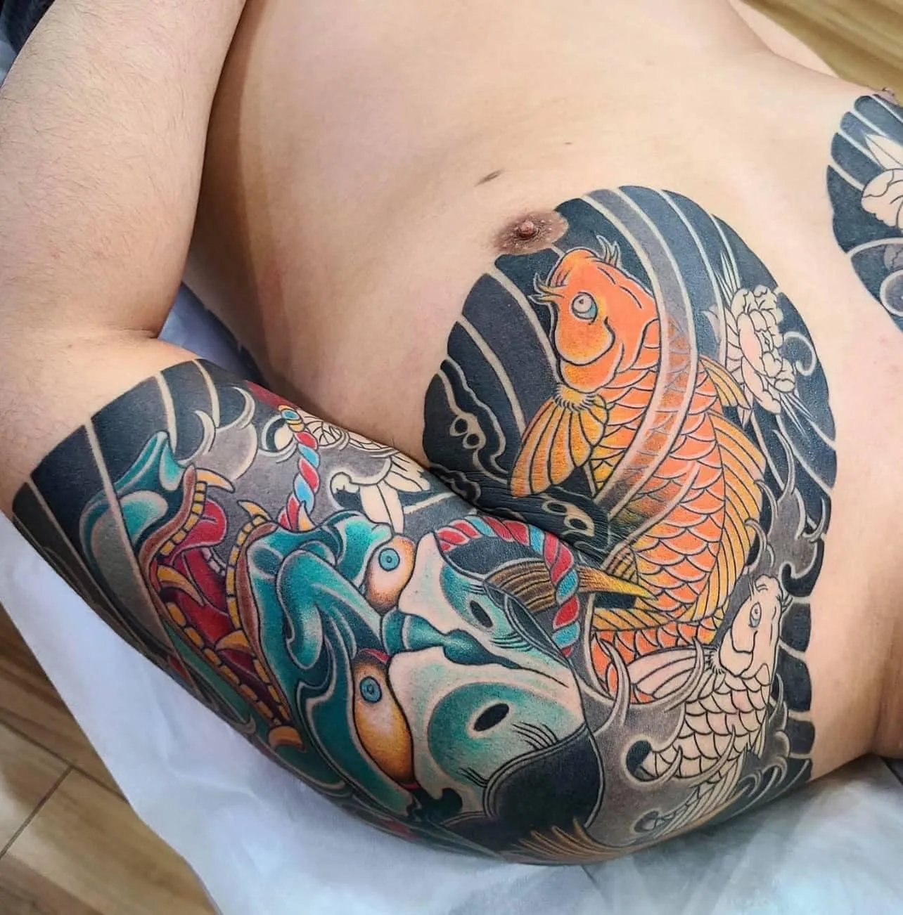 Essential Guide to Koi Fish Shoulder Tattoos: Meaning & Best Designs