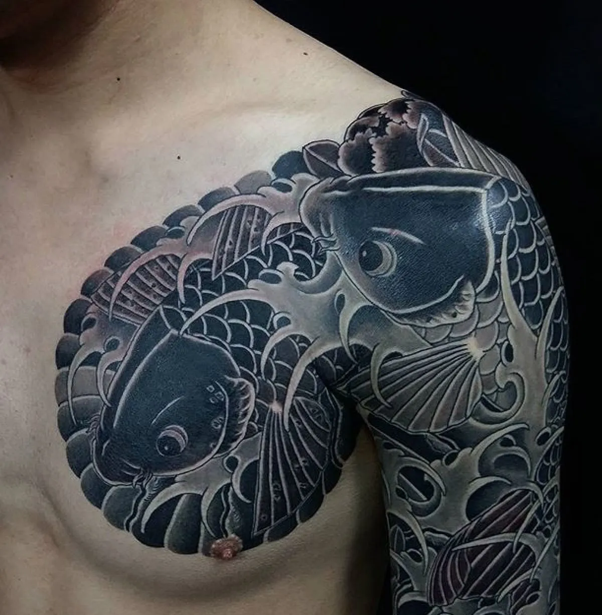Essential Guide to Koi Fish Shoulder Tattoos: Meaning & Best Designs