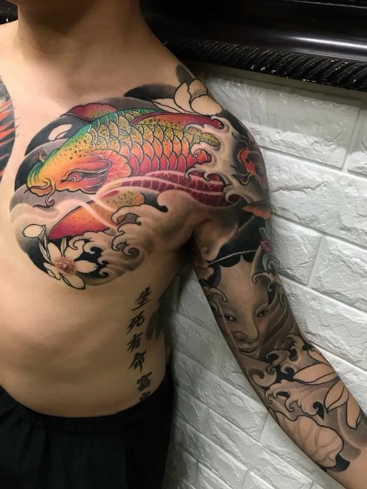 Essential Guide to Koi Fish Shoulder Tattoos: Meaning & Best Designs